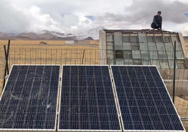チベットの0.37kw太陽光発電給水システム
